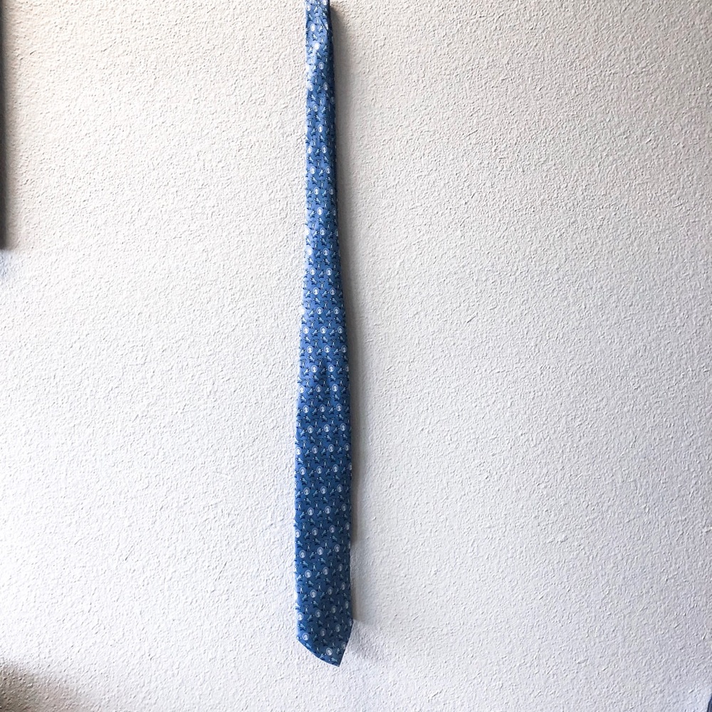 Vineyard vines tie